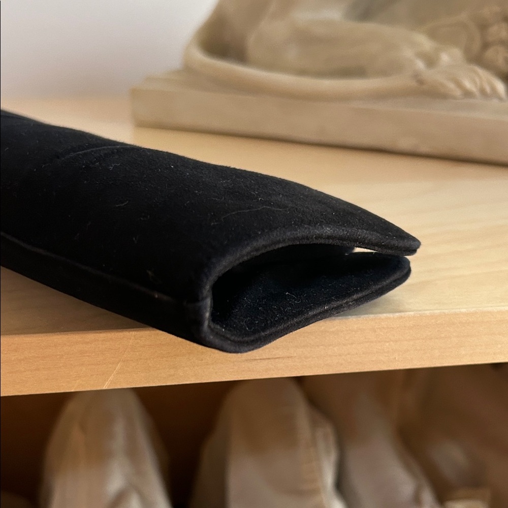 Dayton Vintage Suede Black Clutch - Picture 8 of 10